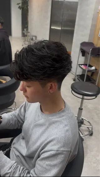 ショート カラー パーマ 福井祥太／海外風 /プードルパーマのヘアスタイル