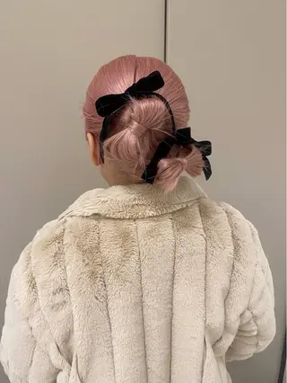 ミディアム 秋元 利央のヘアスタイル