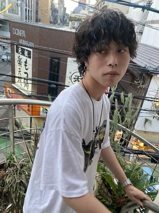 ショート カラー パーマ qiie/ワンカラー メンズカット/カラーのヘアスタイル