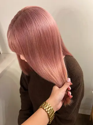 セミロング ココルアナ 豊中美容室のヘアスタイル