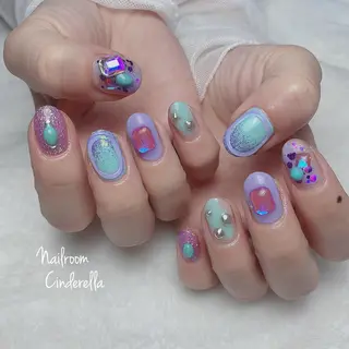 ネイル Nailroom. Cinderellaのネイルデザイン