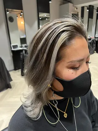 ミディアム amie所属・amie三宮 NAKANOのヘアスタイル