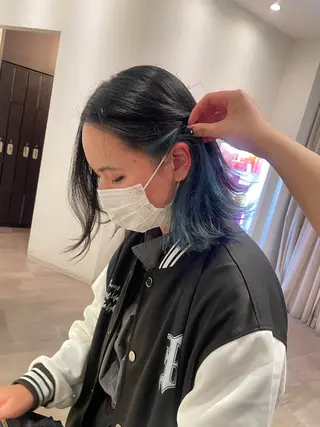 ミディアム 平井 よし乃のヘアスタイル