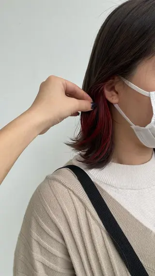 カラー 安田 朱由のヘアスタイル