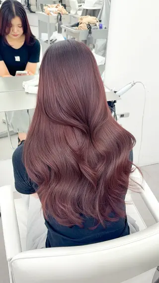 ロング 韓国ヘア/レイヤー/ 顔まわり足立遥奈のヘアスタイル