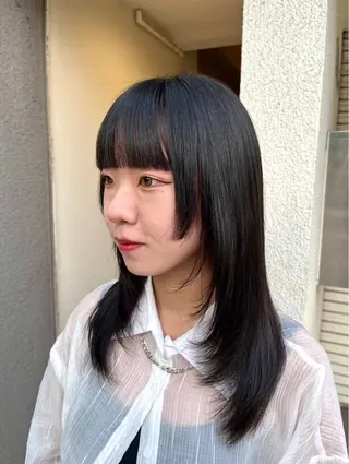 セミロング mulum所属・髪質改善/艶髪/韓国 ヘア[マンツーマン]のヘアスタイル