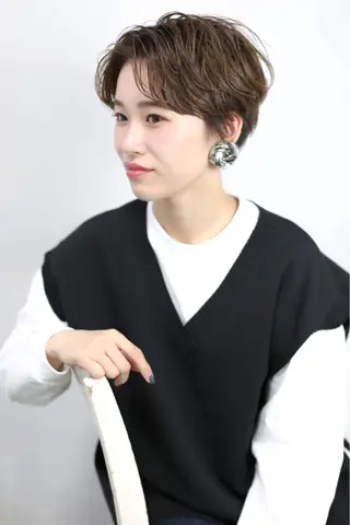 ショート カラー 千葉 郁也のヘアスタイル