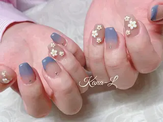 カラー ネイル 芦辺 香奈のネイルデザイン