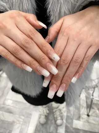 ネイル カンナ【Y2Kネイル /コーンロウ】のネイルデザイン