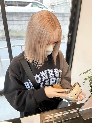 カラー 前田 美里のヘアスタイル