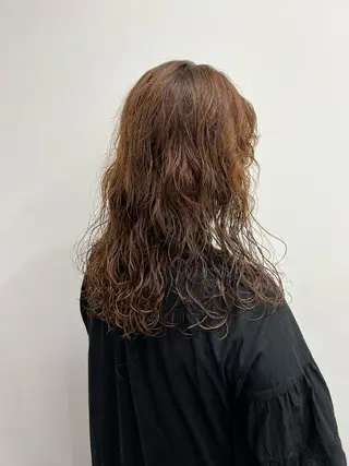 セミロング パーマ 舟橋耀/ブリーチカラ ー/レイヤーカットのヘアスタイル