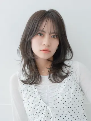 セミロング 🍀似合わせ透明感 カラーアヤナ🍀のヘアスタイル