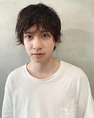 ミディアム パーマ メンズ 優作 〜圧倒的信頼〜のヘアスタイル