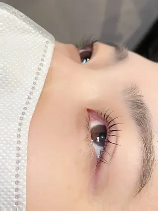 マツエク・マツパ まつげと眉毛の専門店 auliiのマツエク・マツパデザイン