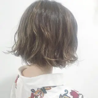 ミディアム パーマ 井上 美奈子のヘアスタイル