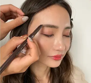 アイブロウ Gluttony/ ｸﾞﾗﾄﾆｰのマツエク・マツパデザイン