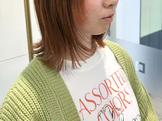 ショート ブリーチ🫧艶カラー レイヤー韓国ヘアのヘアスタイル