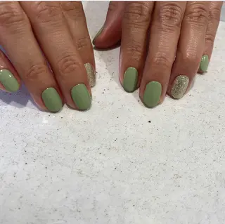 ネイル 椎葉 麻里矢のネイルデザイン