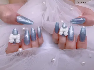 ネイル UMI ネイルサロン新宿🎀のネイルデザイン