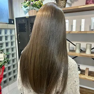 ロング カラー 3tuba Nahoのヘアスタイル