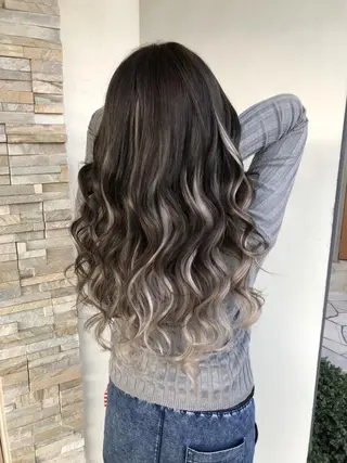 ロング あびこ amiのヘアスタイル