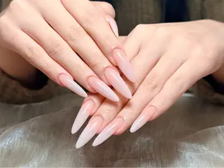 ネイル Ami 68のネイルデザイン