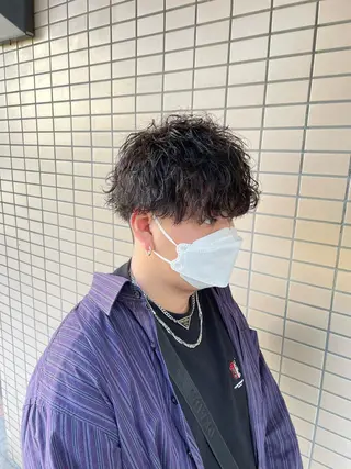 ショート カラー パーマ ヘアアレンジ メンズ アイブロウ スパイキー/フェザー /波巻き/かいとのヘアスタイル