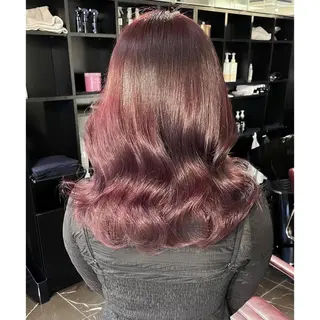 セミロング カラー LOTTA CUCCI所属・miyu /トレンド カラー×艶髪のヘアスタイル