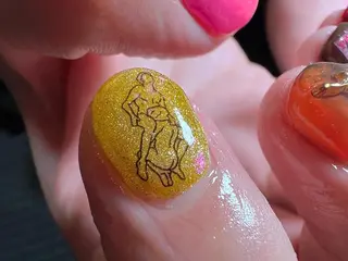 ネイル Nail Salon L'arc所属・💊大阪/心斎橋 moni🧠のネイルデザイン