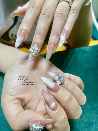 ネイル Mymy Nail (ハー)のネイルデザイン