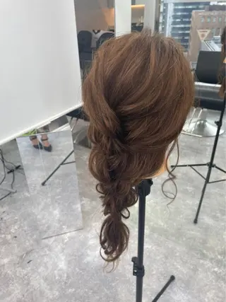 ロング ヘアアレンジ 口コミ高評価✨ 安達ももかのマツエク・マツパデザイン