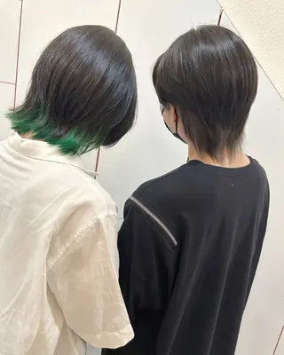 ミディアム カラー ヘアアレンジ 今村公介 ブリーチ特化、派手髪のヘアスタイル