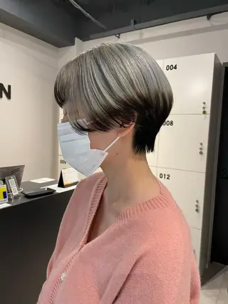 ショート カラー ブリーチ👩‍🦳/ ‪✂︎MANAMIのヘアスタイル