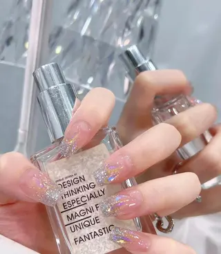 ネイル リリ 奈🎀のネイルデザイン