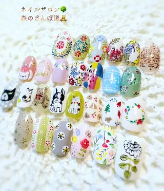 ネイル 森のさんぽ道所属・ショートネイル 森のさんぽ道のネイルデザイン