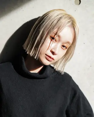 ショート カラー ツジグチ シュンのヘアスタイル