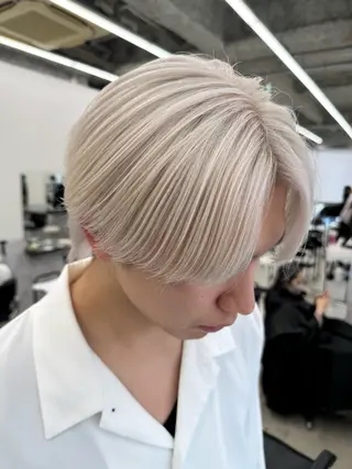 カラー メンズ 黒田 真美のヘアスタイル