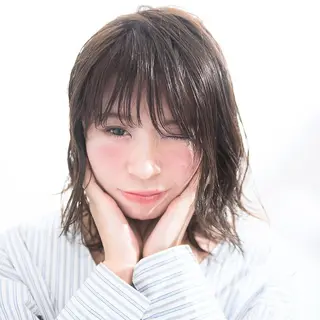 ミディアム カラー パーマ 小濱 秀人のヘアスタイル