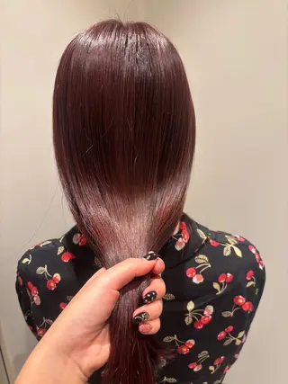 ロング カラー 髪質改善カラー ベージュ🤎YUMEのヘアスタイル