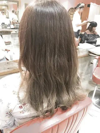ミディアム カラー パーマ 増子 幹樹のヘアスタイル