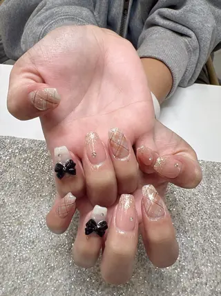 ネイル Guarendo錦糸町店所属・ガレンドウ 白澤 愛子のネイルデザイン