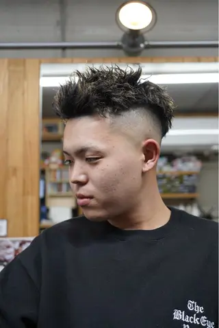 パーマ メンズ brunt jet所属・関 晃哉のヘアスタイル