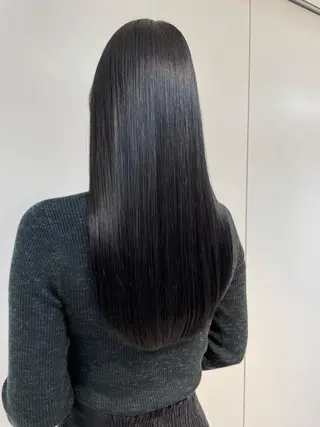 ロング 🐬脱白髪染めカラー 清水大世🐬のヘアスタイル