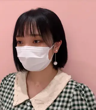 ショート カラー ヘアアレンジ 内田 志乃のヘアスタイル