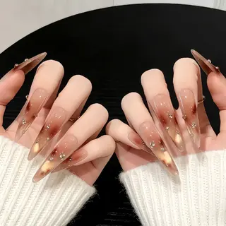 ネイル 鈴木 彩星のネイルデザイン