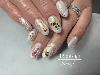 ネイル 12 designのネイルデザイン