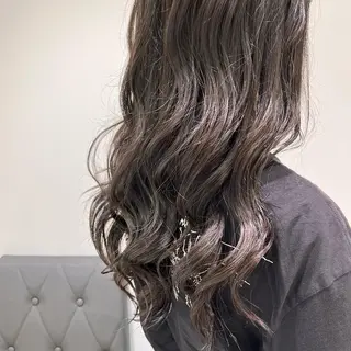 セミロング カラー 【センターパート/ マッシュ】ryokaのヘアスタイル