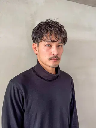 メンズ 山中 束真のヘアスタイル