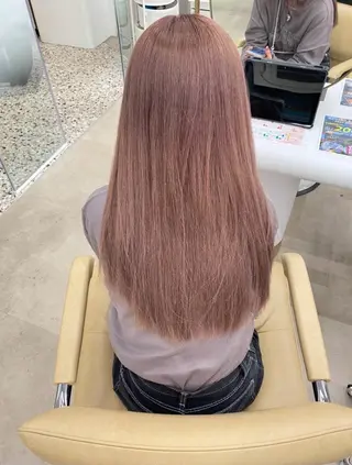 ロング ボブ/ハイトーン REINAのヘアスタイル