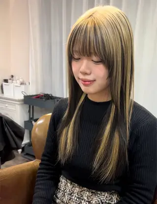 ロング ⚡️ エマ🥑のヘアスタイル